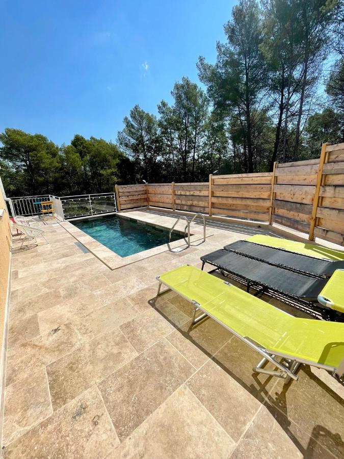 Charmante Maison Climatisee Avec Piscine Draguignan Exterior foto