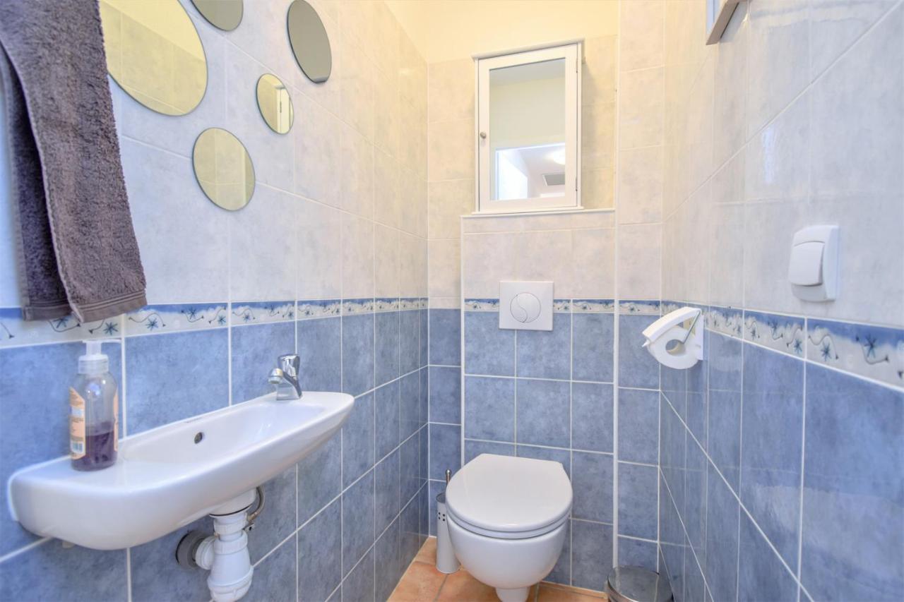 Charmante Maison Climatisee Avec Piscine Draguignan Exterior foto